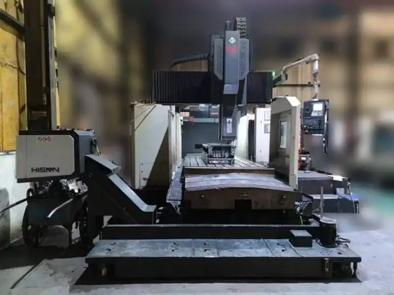 Centro de usinagem de pórtico de travessa fixa