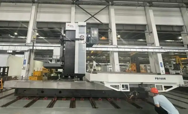 Mandriladora-fresadora de mesa tipo plaina CNC