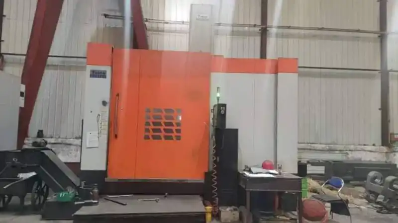 Torno vertical CNC